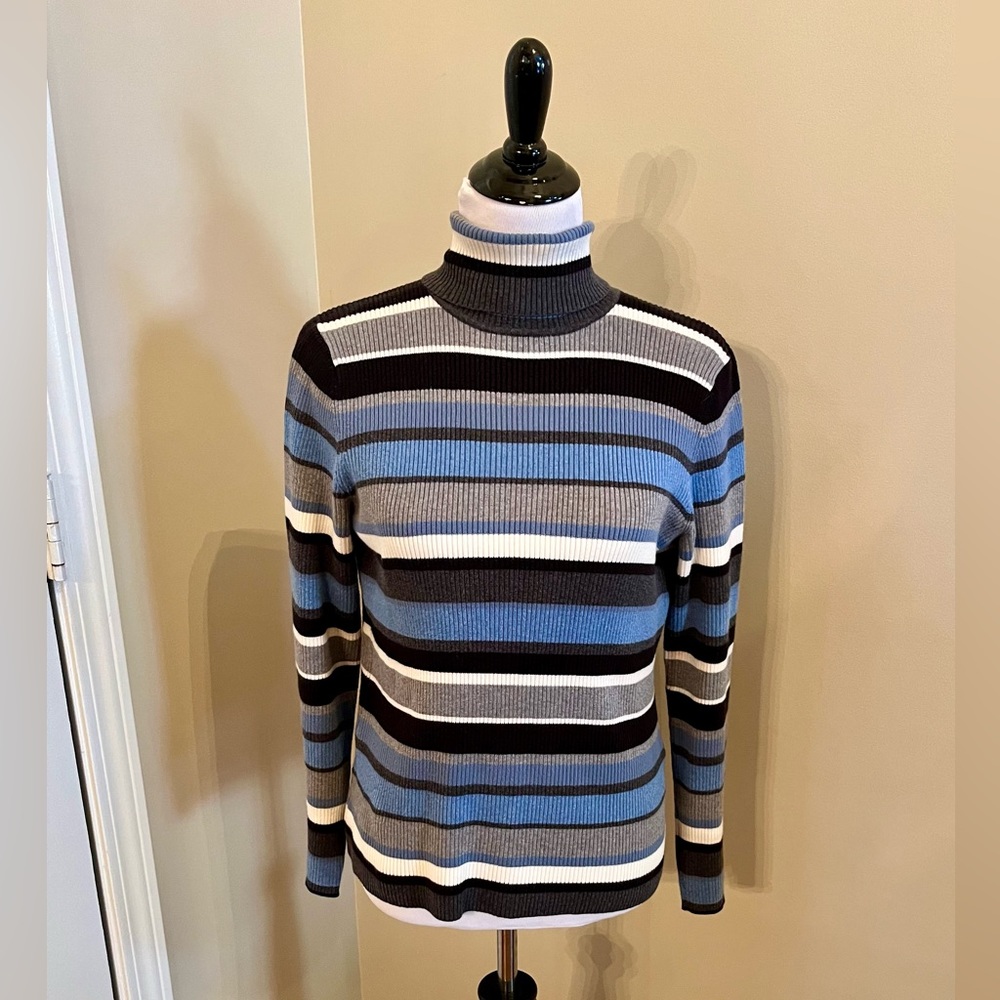 Casual Corner Striped turtleneck sweater Size M